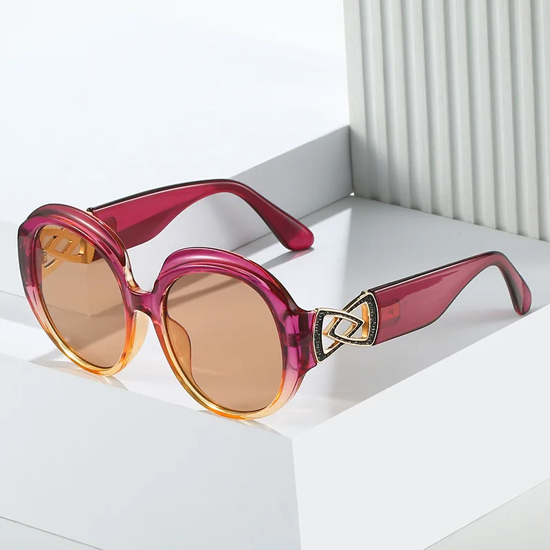 2023 Fashion Sunglasses Women Brand Designer Retro Round Sun Glasses Vintage Male Female UV400 Oculos Gafas De Sol
2023 Fashion Sunglasses Women Brand Designer Retro Round Sun Glasses Vintage Male Female UV400 Oculos Gafas De Sol