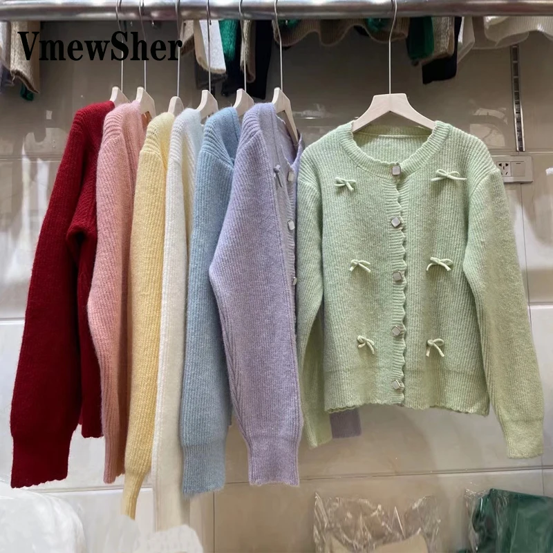 VmewSher Cute Sweet Autumn Winter New Knitted Cardigan Coat Sweater Women Bow Tie Outerwear Top Elegant Single Breasted Knitwear
VmewSher Cute Sweet Autumn Winter New Knitted Cardigan Coat Sweater Women Bow Tie Outerwear Top Elegant Single Breasted Knitwear