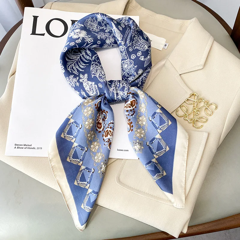Silk Square Scarf Women Popular Print Horse Neck Tie Female Satin Shawl Warp Headkerchief Hair Band Bag Foulard Bandana 2022
Silk Square Scarf Women Popular Print Horse Neck Tie Female Satin Shawl Warp Headkerchief Hair Band Bag Foulard Bandana 2022