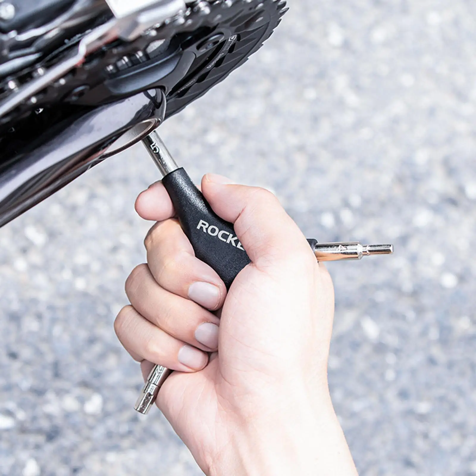 Шестигранный гаечный ключ 4/5/6 мм 3-ходовой Y-образный гаечный ключ портативный многофункциональный инструмент для ремонта велосипеда шести... 
Шестигранный гаечный ключ 4/5/6 мм 3-ходовой Y-образный гаечный ключ портативный многофункциональный инструмент для ремонта велосипеда шести...