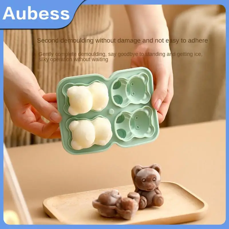 Bear Box Cute Ice Lattice Creative Anti-channeling Smell Cover Ice Block Mold Molds Silica Gel Self-made Mold
Bear Box Cute Ice Lattice Creative Anti-channeling Smell Cover Ice Block Mold Molds Silica Gel Self-made Mold