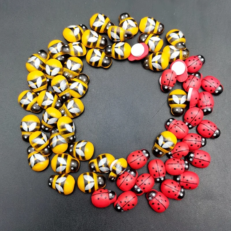 Деревянные фигурки пчелы и божья коровка 100 шт.
Деревянные фигурки пчелы и божья коровка 100 шт.