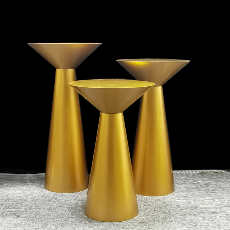 Simple Table Stainless Steel Round Dining Table Modern Dining Table Wrought Iron Cake Table Decoration Dessert Table
Simple Table Stainless Steel Round Dining Table Modern Dining Table Wrought Iron Cake Table Decoration Dessert Table
