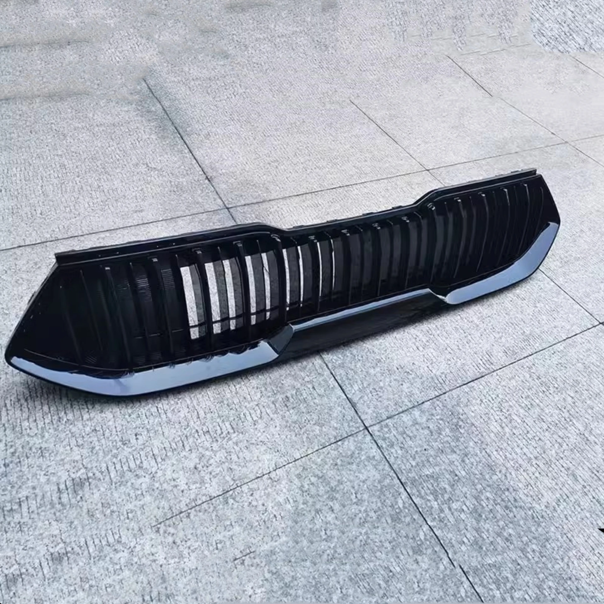 Хромированная решетка, глянцевый черный радиатор-решетка для Kia K3 Cerato 2019-2021, Модифицированная маска в новом стиле, сетчатые автомобильные аксессуары
Хромированная решетка, глянцевый черный радиатор-решетка для Kia K3 Cerato 2019-2021, Модифицированная маска в новом стиле, сетчатые автомобильные аксессуары