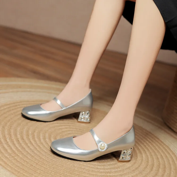 Spring Children's Leather Shoes Fashion Retro Pearl Design Girls' Princess Shoes Round Toe High Heels Kids Dance Shoes
Spring Children's Leather Shoes Fashion Retro Pearl Design Girls' Princess Shoes Round Toe High Heels Kids Dance Shoes