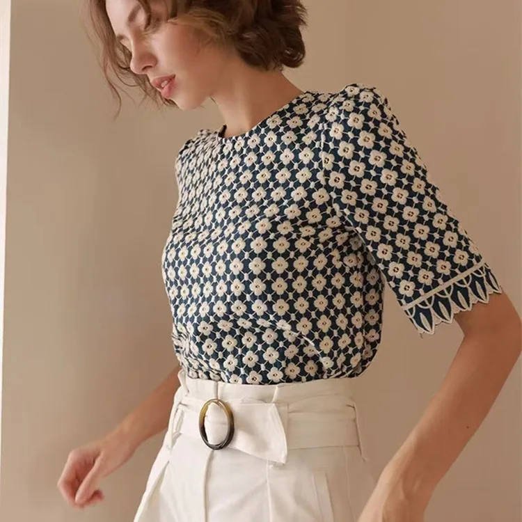 Floral Embroidery Women's Cotton Shirt O-neck Short Sleeve Casual All-match Ladies Blouses
Floral Embroidery Women's Cotton Shirt O-neck Short Sleeve Casual All-match Ladies Blouses