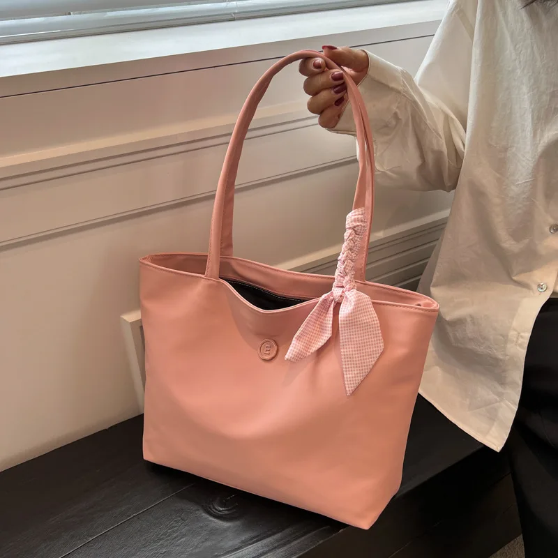 Однотонный тканевый женский кошелек, вместительные дамские сумочки на плечо, Повседневная простая Женская дорожная сумка-тоут для покупок
Однотонный тканевый женский кошелек, вместительные дамские сумочки на плечо, Повседневная простая Женская дорожная сумка-тоут для покупок