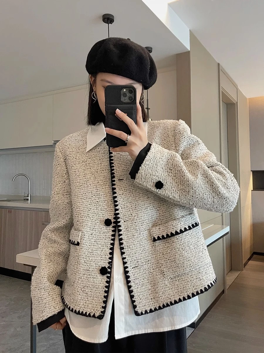 Slim Vintage Elegant Women's Jacket 2023 New French Style Spell Color O-neck Fashion Female Streetwear Single Breasted Jackets
Slim Vintage Elegant Women's Jacket 2023 New French Style Spell Color O-neck Fashion Female Streetwear Single Breasted Jackets