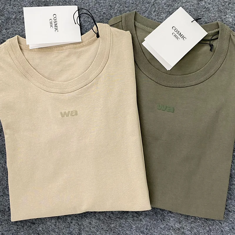 2022 Summer Couple Solid letter T-shirts Runway Luxury Look O neck Short Sleeve Basic Classic Men Women Casual Polo Shirt Tops
2022 Summer Couple Solid letter T-shirts Runway Luxury Look O neck Short Sleeve Basic Classic Men Women Casual Polo Shirt Tops