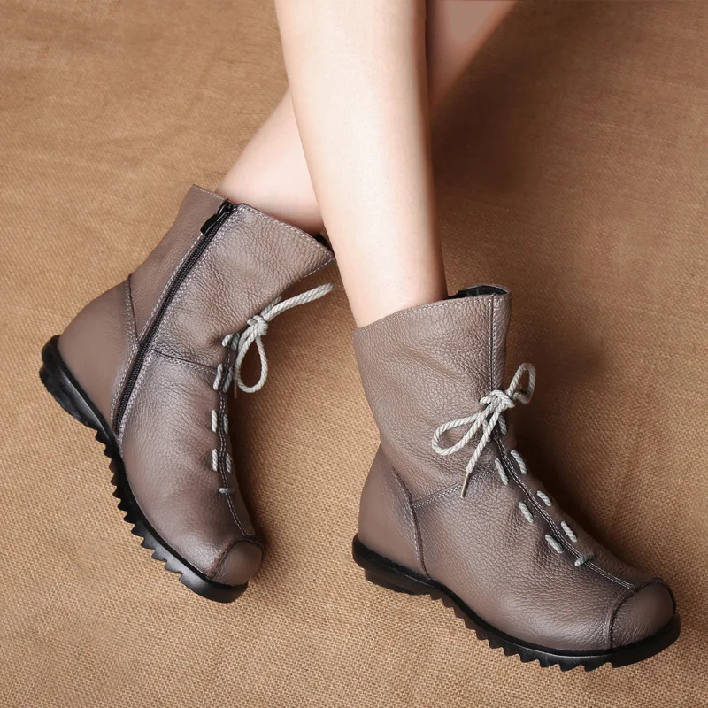 Retro leather short boots warm leather boots autumn and winter new low-heeled women's boots fashion knight boots women
Retro leather short boots warm leather boots autumn and winter new low-heeled women's boots fashion knight boots women