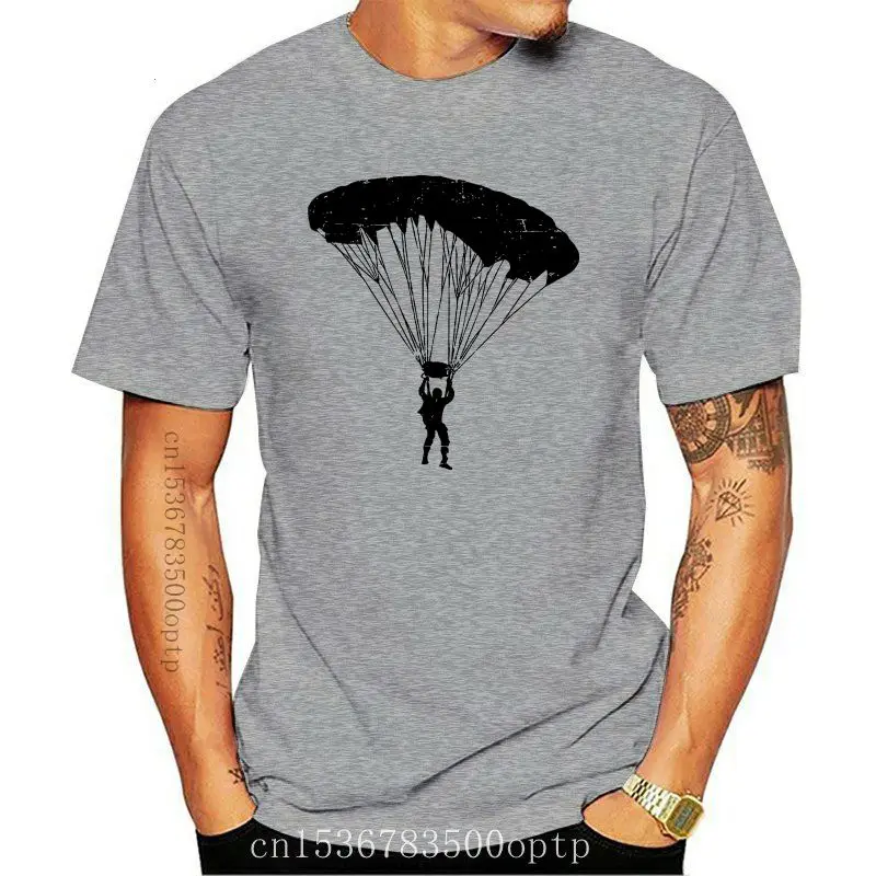 Camiseta con silueta de paracaidista para hombres, camisa de manga corta de algodón para adultos, paracaidismo, venta, nueva
Camiseta con silueta de paracaidista para hombres, camisa de manga corta de algodón para adultos, paracaidismo, venta, nueva