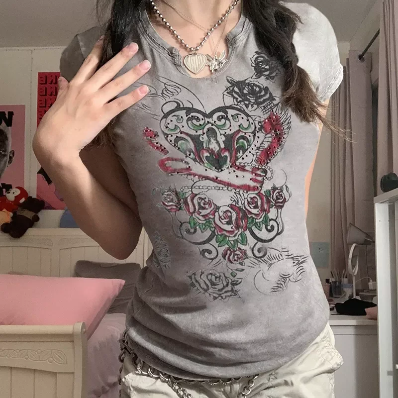 hirigin Harajuku Graphic y2k Fairycore Clothes Women Aesthetic Vintage 2000s Aesthetic Grunge Tops Streetwear Fashion Outfits
hirigin Harajuku Graphic y2k Fairycore Clothes Women Aesthetic Vintage 2000s Aesthetic Grunge Tops Streetwear Fashion Outfits