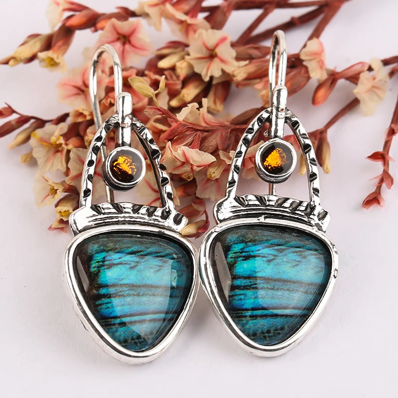 Retro Female Earrings Black Silver Color Ancient Style for Vintage Party Printing Pattern Design Unique Women Ear Jewelry
Retro Female Earrings Black Silver Color Ancient Style for Vintage Party Printing Pattern Design Unique Women Ear Jewelry