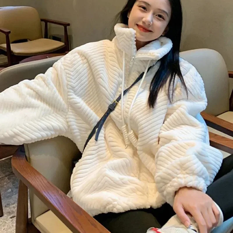 2023 Winter Loose Plush Jacket Women Korean Style Stand Collar Lamb Wool Coat Woman Chic Solid Color Thick Warm Outwear Female
2023 Winter Loose Plush Jacket Women Korean Style Stand Collar Lamb Wool Coat Woman Chic Solid Color Thick Warm Outwear Female