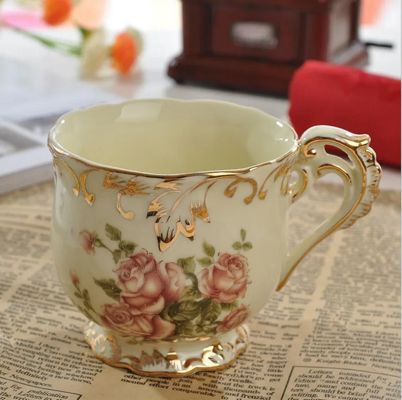 

Pastoral Rose Bone China Tea Cup Saucer Spoon Set Europe Porcelain Coffee 200ml Mug Tray Cafe Tumbler Party Drinkware
