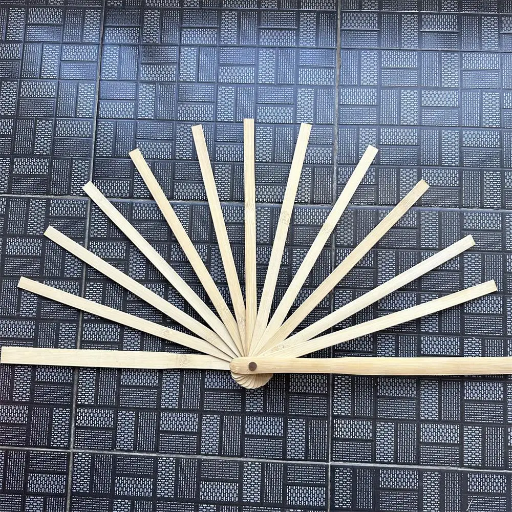 Антикварные бамбуковые ручки для вееров 
Антикварные бамбуковые ручки для вееров