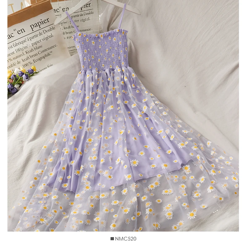 Little Daisy gauze halter dress female 2022 new pleated waist slim French retro dress summer
Little Daisy gauze halter dress female 2022 new pleated waist slim French retro dress summer