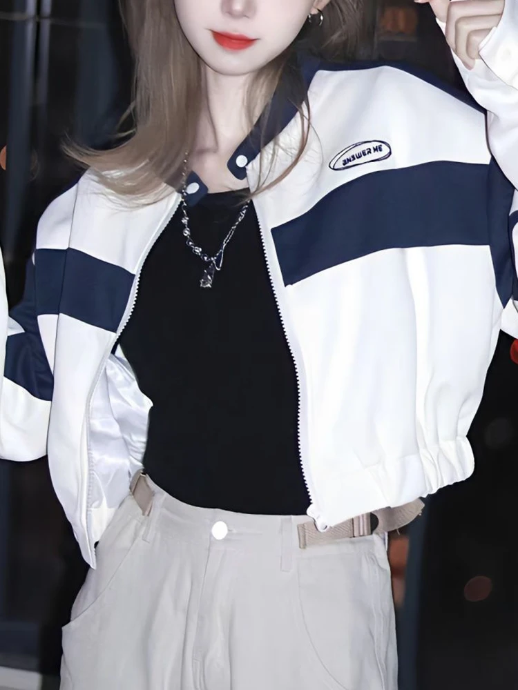 Autumn Jacket Women Y2K Cute Short Coat Long Sleeves Zip-Up Sport Outwear Write And Blue Embroidery O-neck Buttom Jogging Jacket
Autumn Jacket Women Y2K Cute Short Coat Long Sleeves Zip-Up Sport Outwear Write And Blue Embroidery O-neck Buttom Jogging Jacket