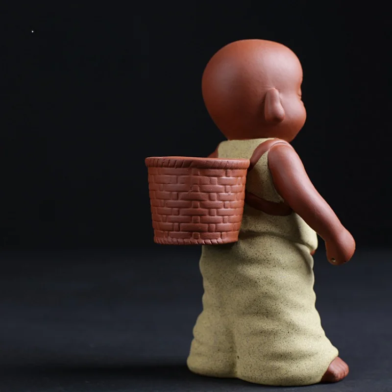 Фиолетовый песок Чай Домашние животные украшения маленький монах керамические фигурки чай играть мочки кукла чайный набор мочки воды распылительные аксессуары gongfu
Фиолетовый песок Чай Домашние животные украшения маленький монах керамические фигурки чай играть мочки кукла чайный набор мочки воды распылительные аксессуары gongfu