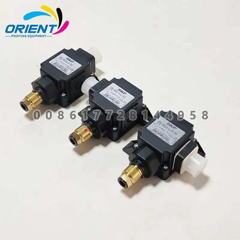 00.250.0721 DS-W12-4-R-S1 00.250.0722 DS-W1-4-L-S1 00.250.1053 DS-W20-4-S1 Sensor EMECH SWIT PRES For Heidelberg Machine
00.250.0721 DS-W12-4-R-S1 00.250.0722 DS-W1-4-L-S1 00.250.1053 DS-W20-4-S1 Sensor EMECH SWIT PRES For Heidelberg Machine