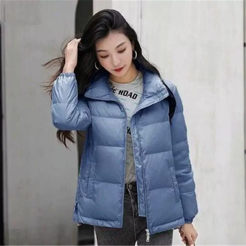 2022New Coats Autumn Winter New Bright Face Down Cotton Padded Jacket Women Short Fashion Stand-Up Collar Short Coat Jackets
2022New Coats Autumn Winter New Bright Face Down Cotton Padded Jacket Women Short Fashion Stand-Up Collar Short Coat Jackets