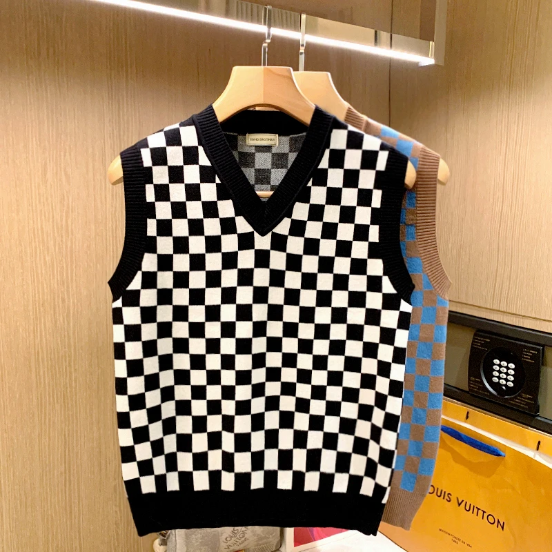 Sweater Vest Men V-neck Loose Fashion Vintage All-match Knitting Jumpers Cozy Korean Preppy Chic Popular Soft Retro W453
Sweater Vest Men V-neck Loose Fashion Vintage All-match Knitting Jumpers Cozy Korean Preppy Chic Popular Soft Retro W453