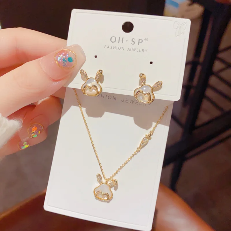 2023 Rabbit New Micro-set Zirconia Rabbit Stud Earrings Necklace Female Fashion Sweet Jewelry for Women
2023 Rabbit New Micro-set Zirconia Rabbit Stud Earrings Necklace Female Fashion Sweet Jewelry for Women
