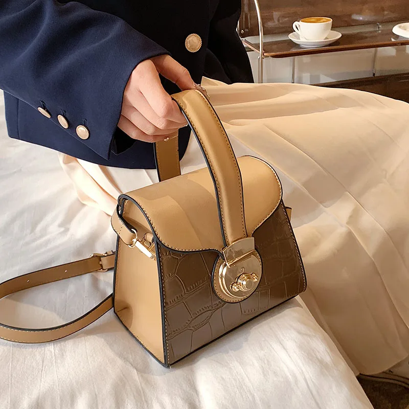 2022 New Unique Designer Messenger Bag Female Fashionable Retro PU Leather Handbag Advanced Texture Versatile Bag for Women
2022 New Unique Designer Messenger Bag Female Fashionable Retro PU Leather Handbag Advanced Texture Versatile Bag for Women