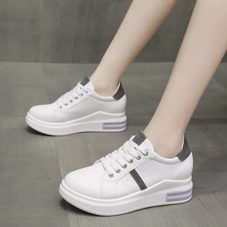 Women's Sneakers Solid Color Wedges Platform Plus Size 43 White Female Flat Shoes Leisure Fashion Lace-up Women Shoes
Women's Sneakers Solid Color Wedges Platform Plus Size 43 White Female Flat Shoes Leisure Fashion Lace-up Women Shoes