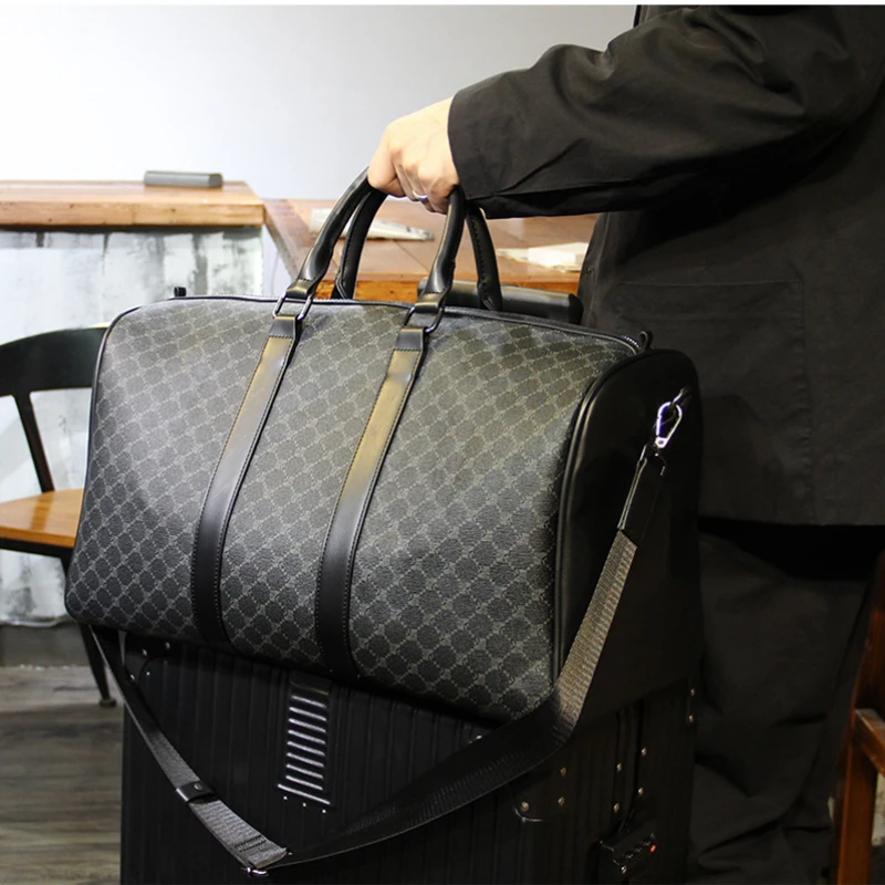 Fashion Waterproof Travel Bags Men/Women Fitness Handbag Leather Shoulder Bag Business Large Travel Tote Luggage Bag Male/Female
Fashion Waterproof Travel Bags Men/Women Fitness Handbag Leather Shoulder Bag Business Large Travel Tote Luggage Bag Male/Female