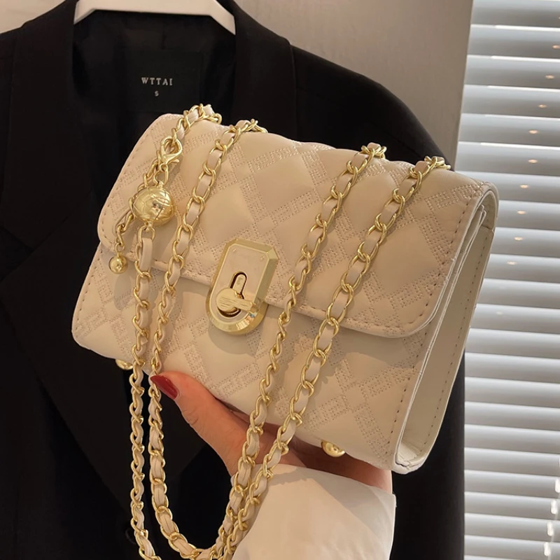 2023 Fashion Chain for Women New Luxury Designer Summer Crossbody Classic Vintage High Quality Leather Handbags PU Shoulder Bags
2023 Fashion Chain for Women New Luxury Designer Summer Crossbody Classic Vintage High Quality Leather Handbags PU Shoulder Bags