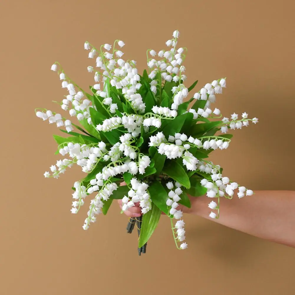 6 Heads Artificial Bouquets Fake Flower Vase Arrangements For Home Garden Bridal Wedding Centerpieces Decoration
6 Heads Artificial Bouquets Fake Flower Vase Arrangements For Home Garden Bridal Wedding Centerpieces Decoration