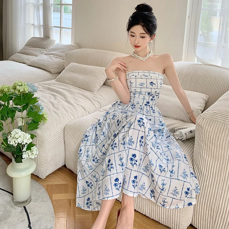 2023 New Sexy Women Strapless Backless Prom Sundress Summer Elegant Retro Slim Floral Party Clothing Runway Vestidos Long Dress
2023 New Sexy Women Strapless Backless Prom Sundress Summer Elegant Retro Slim Floral Party Clothing Runway Vestidos Long Dress