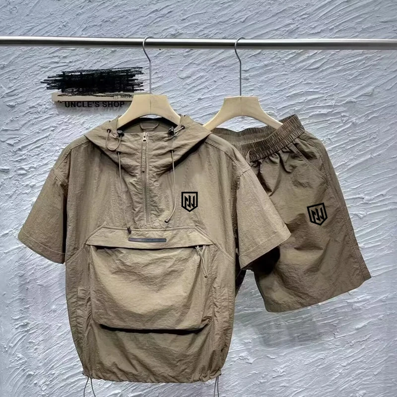 Golf wear Men's Golf Wear 2023 Men's Golf Clothing Summer 2-piece Set Hooded Golf T-shirt Golf Shorts Tennis Suit horse men 
Golf wear Men's Golf Wear 2023 Men's Golf Clothing Summer 2-piece Set Hooded Golf T-shirt Golf Shorts Tennis Suit horse men