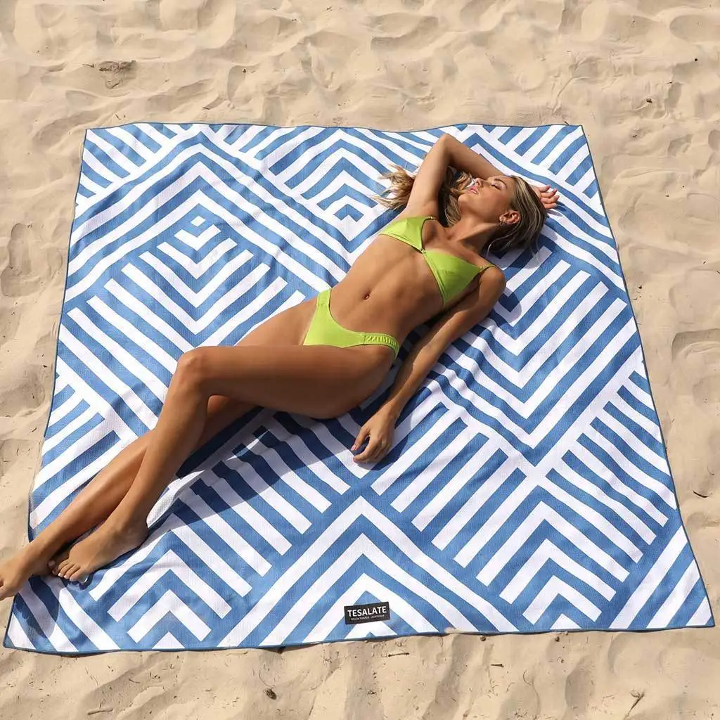 Microfiber Short Plush Large Beach Towel Quick Dry Sand Free Striped Beach Towels for Adult Sports Swimming Bath Towel
Microfiber Short Plush Large Beach Towel Quick Dry Sand Free Striped Beach Towels for Adult Sports Swimming Bath Towel