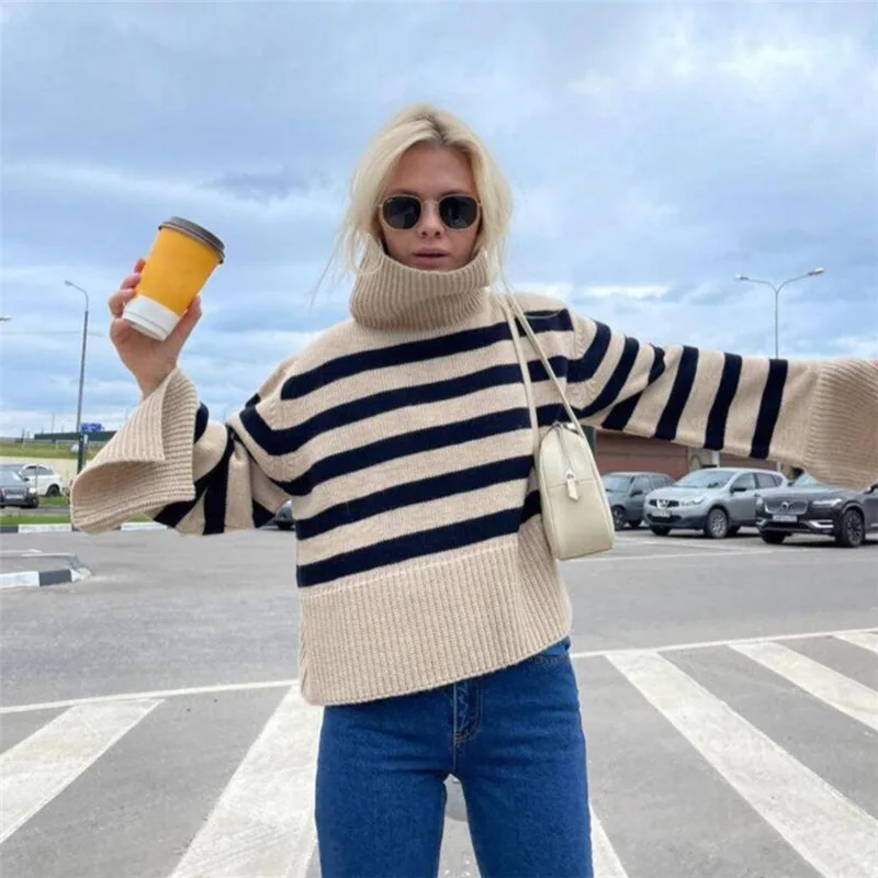 Fashion 2021 Autumn High-neck Trumpet Sleeve Striped Sweater European and American New High-neck Pullover Loose Blouse Women
Fashion 2021 Autumn High-neck Trumpet Sleeve Striped Sweater European and American New High-neck Pullover Loose Blouse Women