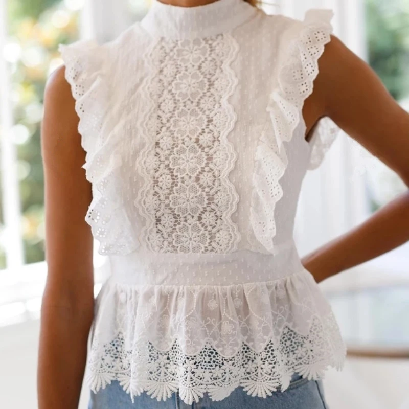 2021 Summer Fashion White Lace T-shirt Ladies Sexy Halter Back Bow Hollow T-shirt Sleeveless Solid Color Ladies Ruffled Lace Top
2021 Summer Fashion White Lace T-shirt Ladies Sexy Halter Back Bow Hollow T-shirt Sleeveless Solid Color Ladies Ruffled Lace Top
