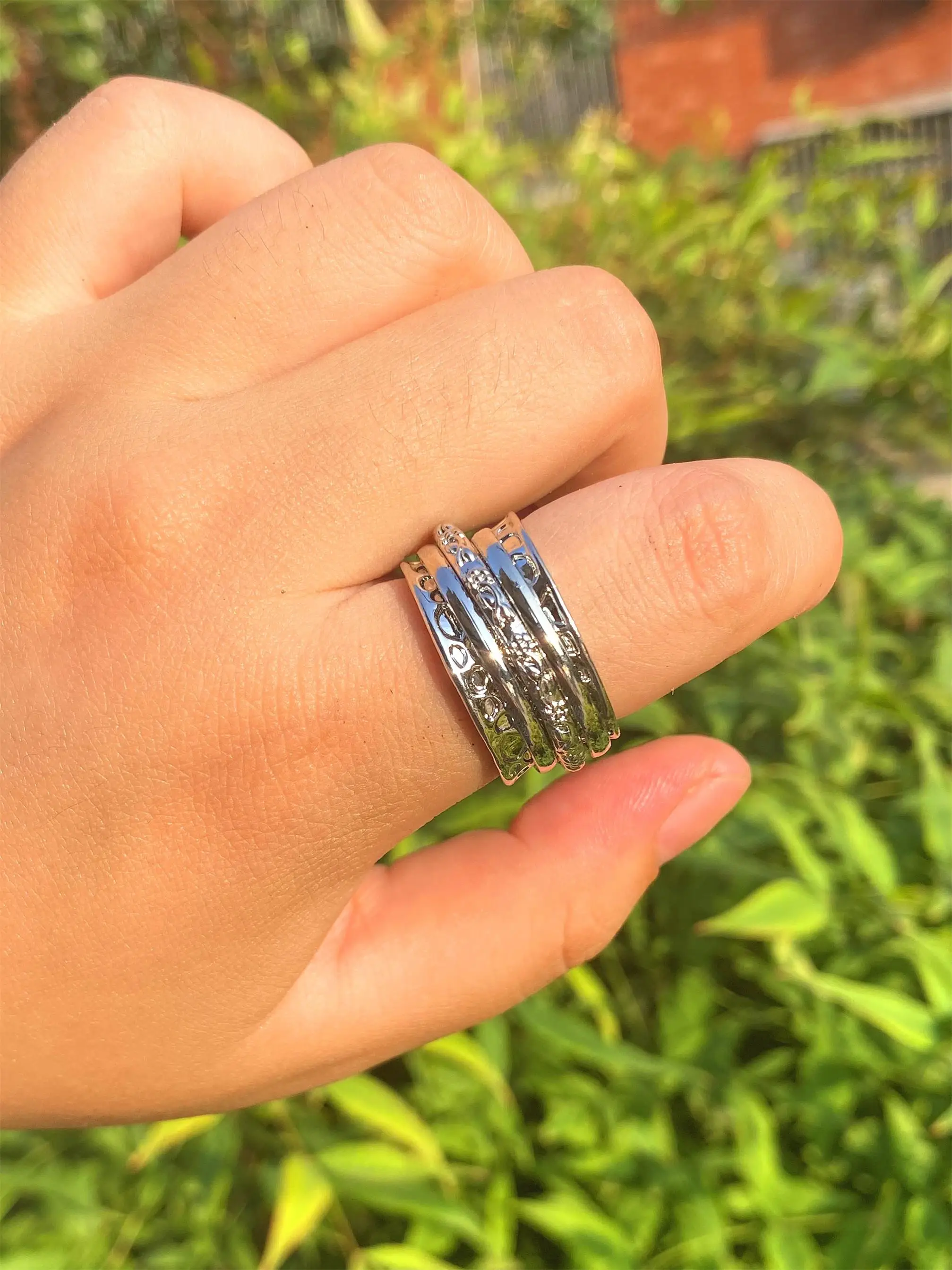 ANGLANG Luxury Fashion Women&men Ring Handmade Extra Wide Meditation Statement Ring Fine Jewelry Ring Wedding Party Band Ring
ANGLANG Luxury Fashion Women&men Ring Handmade Extra Wide Meditation Statement Ring Fine Jewelry Ring Wedding Party Band Ring