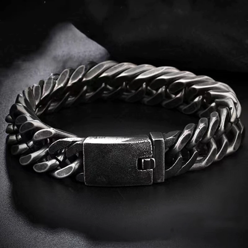 13/15mm Heavy Retro Black Curb Cuban Chain Bracelet Men Women Punk Hiphop Brush Stainless Steel Bike Biker Link Bangle Jewelry
13/15mm Heavy Retro Black Curb Cuban Chain Bracelet Men Women Punk Hiphop Brush Stainless Steel Bike Biker Link Bangle Jewelry