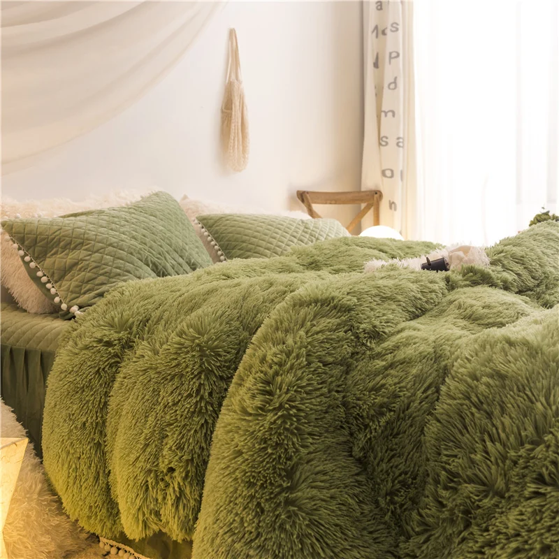 Luxury Fruit Green Plush Shaggy Mink Velvet Duvet Cover Quilted Pompoms Fringe Ruffles Bed Skirt Pillowcases Bedding Set
Luxury Fruit Green Plush Shaggy Mink Velvet Duvet Cover Quilted Pompoms Fringe Ruffles Bed Skirt Pillowcases Bedding Set