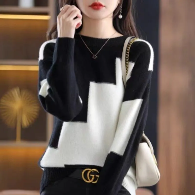 Fashionable Color Block Sweater Knitwear New Korean Style Slim Slim Pullover Sweater for Women
Fashionable Color Block Sweater Knitwear New Korean Style Slim Slim Pullover Sweater for Women