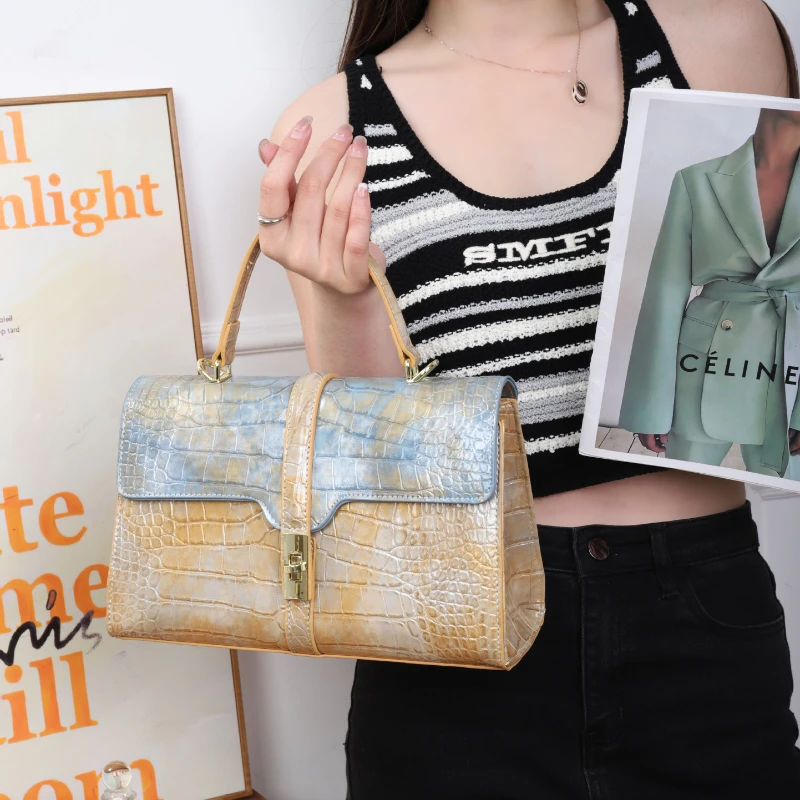 Genuine Leather Lady Shoulder Messenger Bag Fashion Crocodile Pattern Leather Design Portable Bags All-Match Women's Handbags
Genuine Leather Lady Shoulder Messenger Bag Fashion Crocodile Pattern Leather Design Portable Bags All-Match Women's Handbags