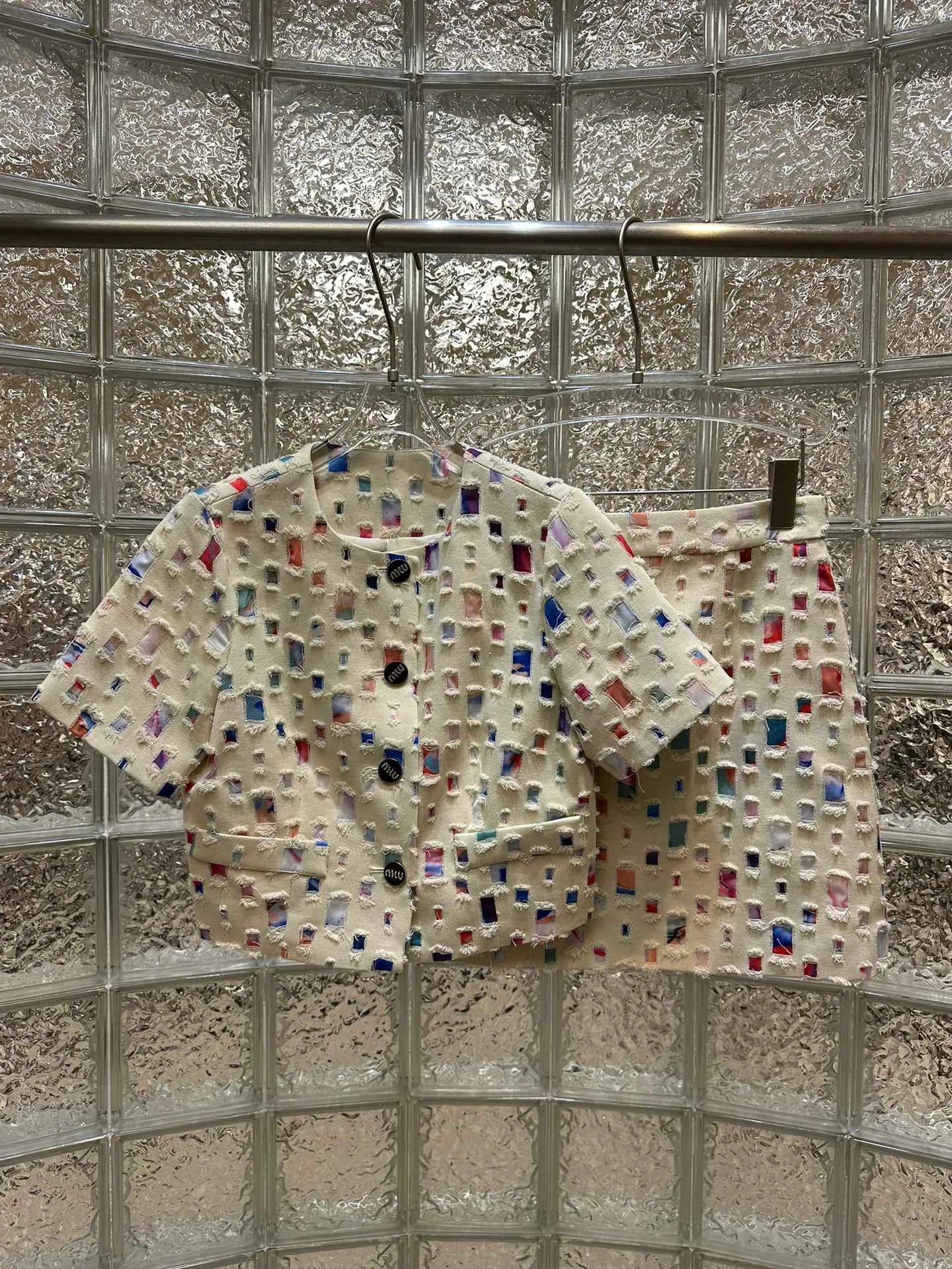 Light Luxury Socialite French Unique Super Fairy Heavy Industry Temperament Comfortable Set 
Light Luxury Socialite French Unique Super Fairy Heavy Industry Temperament Comfortable Set