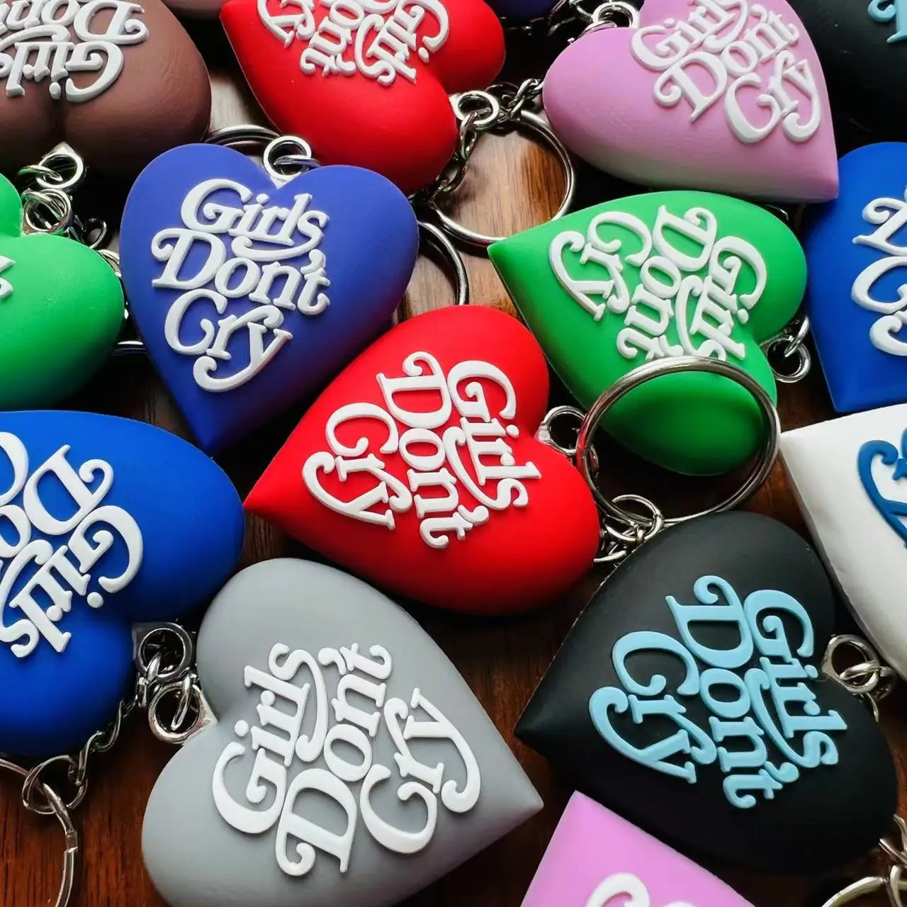 2022-Girls Don't Cry Human Made Key Chains Men Women Love Keychain Pendant bag pendant YY01
2022-Girls Don't Cry Human Made Key Chains Men Women Love Keychain Pendant bag pendant YY01