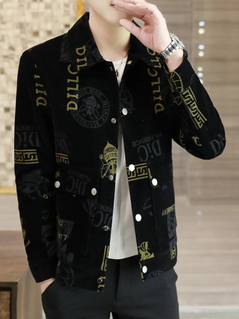 2023 Luxury Retro Fall Corduroy Letter Jackets Men Casual Business Coats Fashion Slim Fit Lapel Windbreaker Streetwear Jacket
2023 Luxury Retro Fall Corduroy Letter Jackets Men Casual Business Coats Fashion Slim Fit Lapel Windbreaker Streetwear Jacket