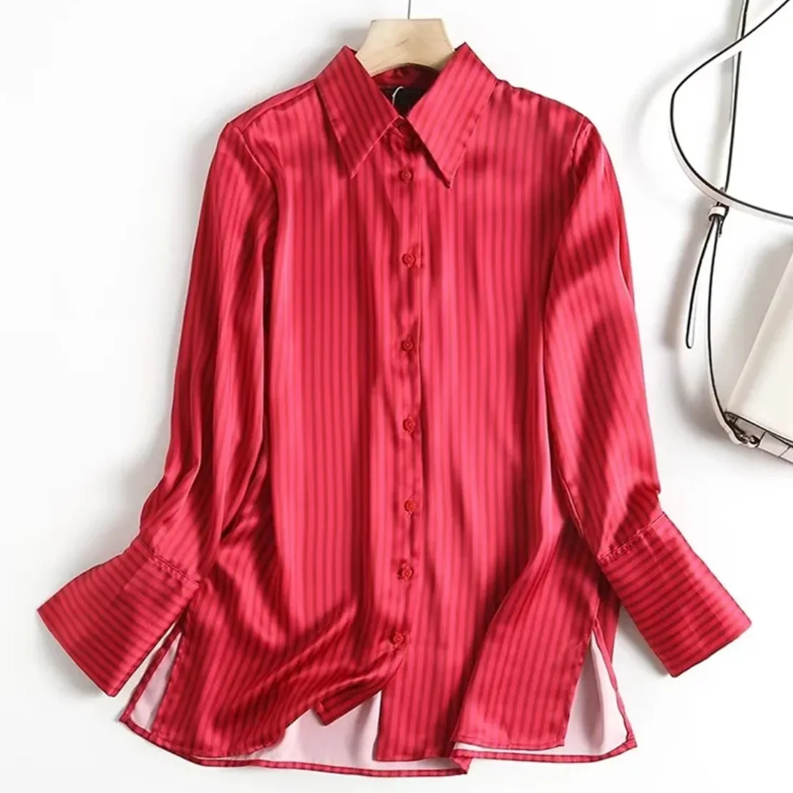 Maxdutti England Style Vintage Satin Striped Casual Shirt Long Sleeve Autumn Blouse Women Tops
Maxdutti England Style Vintage Satin Striped Casual Shirt Long Sleeve Autumn Blouse Women Tops