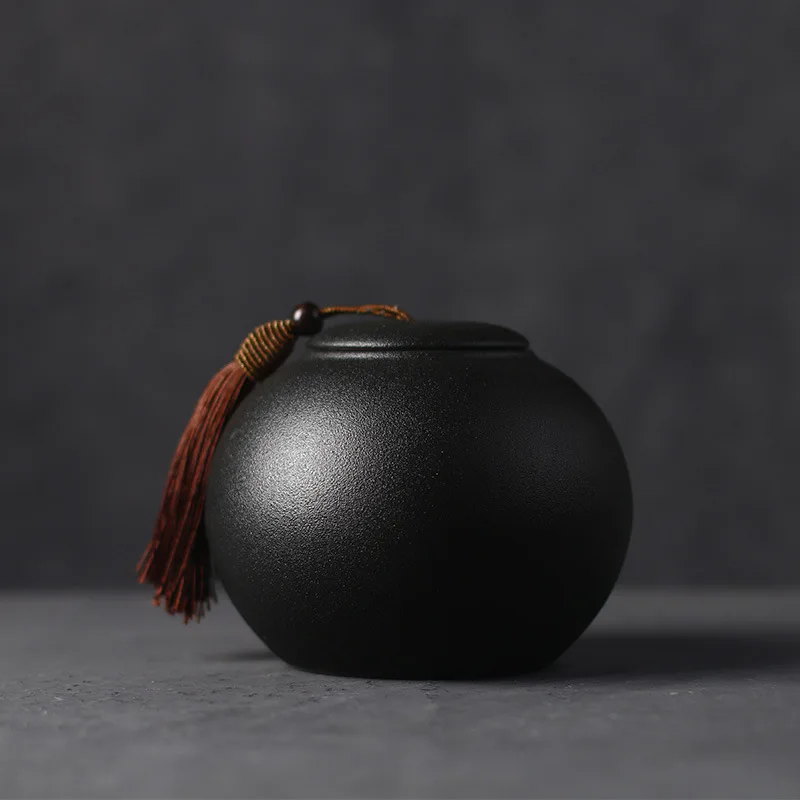 Черная керамическая чайная банка
Черная керамическая чайная банка