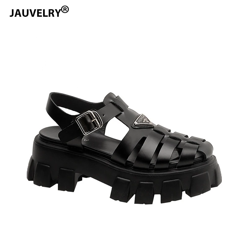 Женские босоножки на платформе, повседневные сандалии-гладиаторы с металлическим украшением на массивном каблуке, лето 2022
Женские босоножки на платформе, повседневные сандалии-гладиаторы с металлическим украшением на массивном каблуке, лето 2022