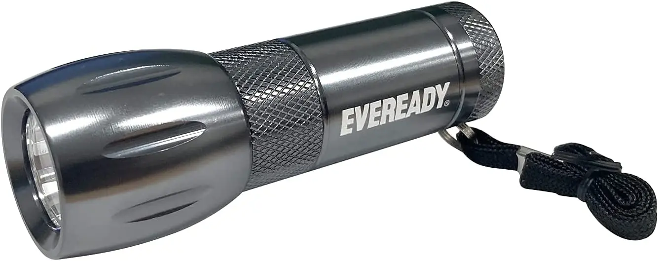 

Eveready Lanterna LED, lanterna EDC compacta para equipamentos de emergências e acampamento, lanterna com pilhas AAA incluídas