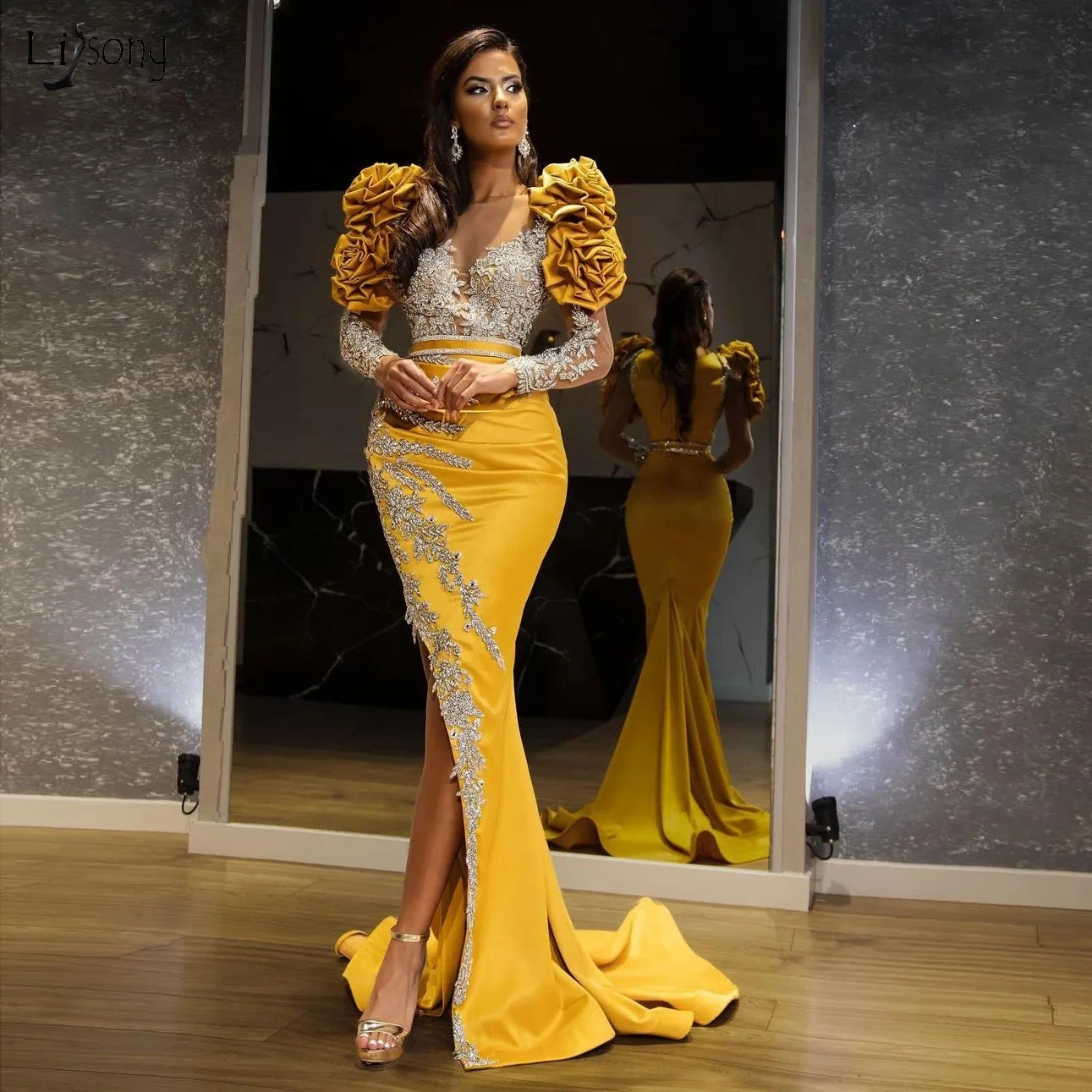 2022 Designer Gold Yellow Mermaid Prom Dresses Heavy Beading Side Split Evening Gowns Ruffled Arabic Formal Party Dress Custom
2022 Designer Gold Yellow Mermaid Prom Dresses Heavy Beading Side Split Evening Gowns Ruffled Arabic Formal Party Dress Custom